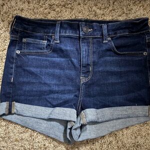 American Eagle Hi-Rise Shortie